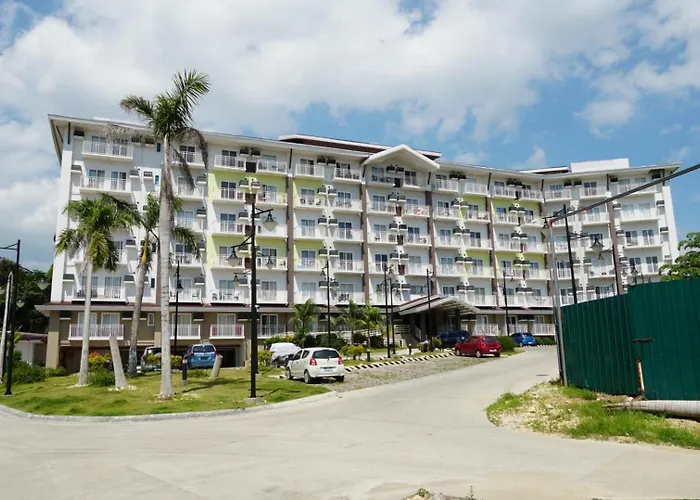 Hotel 1 Bedroom With Balcony Near Airport Lapu-Lapu City