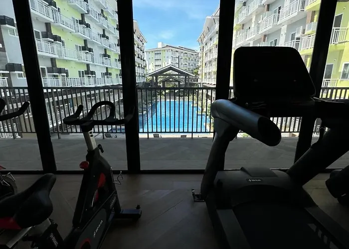 Hotel 1 Bedroom With Balcony Near Airport 3*