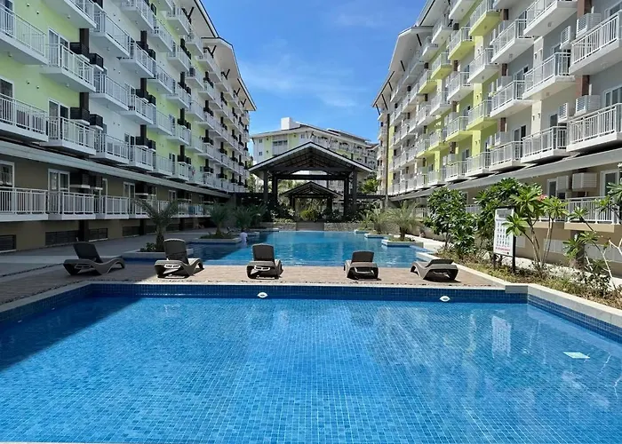 1 Bedroom With Balcony Near Airport 3*