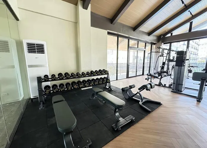 Hotel 1 Bedroom With Balcony Near Airport 3*